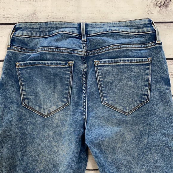 Old Navy Rockstar Super Skinny Jeans Women Sz 6P Stretch Mid Rise Built in Warm - Picture 6 of 9
